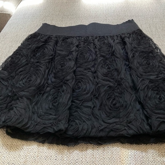 Stooshy Black Floral Skirt Size Small - Picture 2 of 5